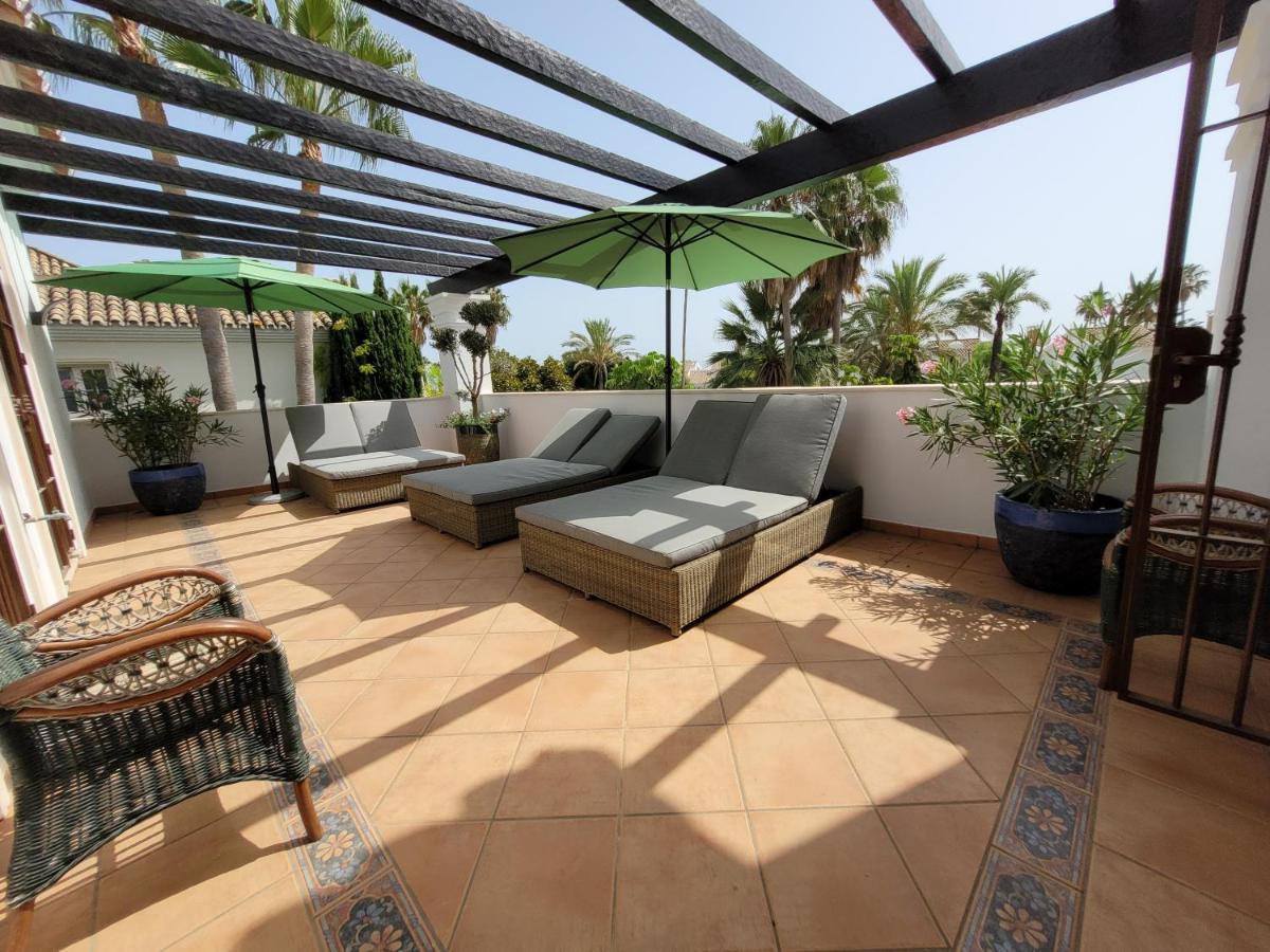 Beach And Golf Resort La Perla Miguel Adults Only Marbella Exterior foto